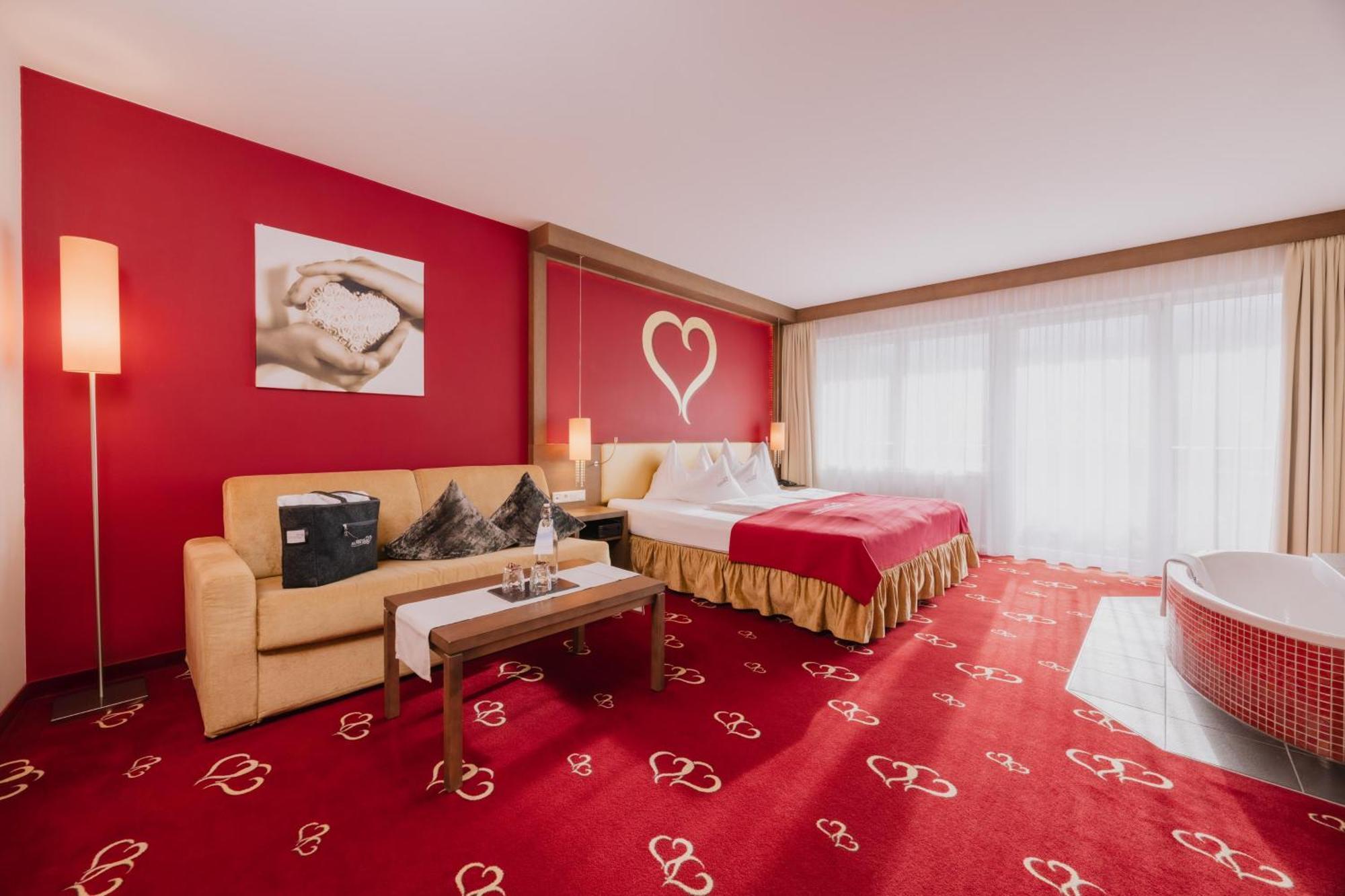 Alpen-Herz Romantik & Spa - Adults Only Ladis Luaran gambar