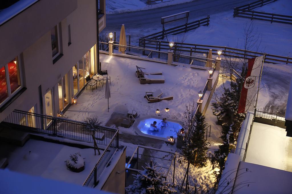 Alpen-Herz Romantik & Spa - Adults Only Ladis Luaran gambar